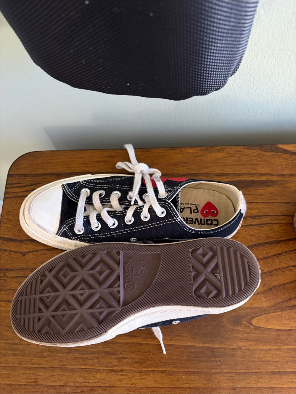 Converse - Picture 2 of 2